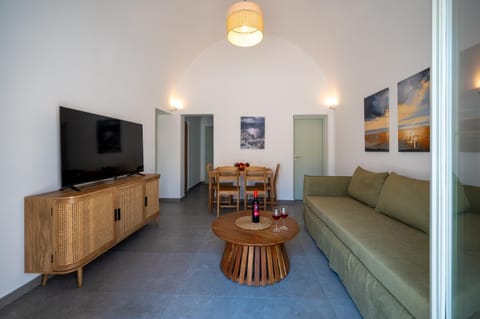 TV and multimedia, Seating area