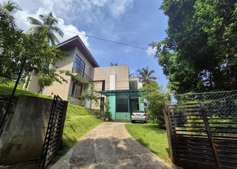 Property building, Day, Garden, Garden view