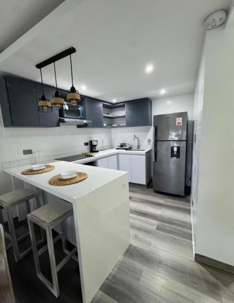 Kitchen or kitchenette, Dining area, dishwasher, stove