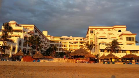 Bird's eye view, Lounge or bar, Beach
