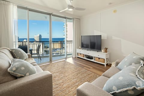 TV and multimedia, View (from property/room), Balcony/Terrace, Living room
