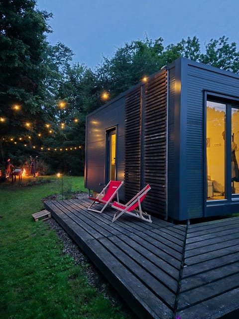 Property building, Night, Evening entertainment, sunbed