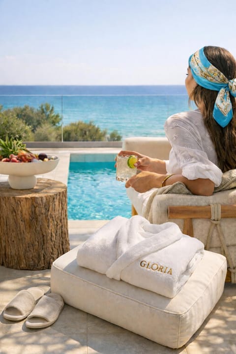 Property building, Sea view, Swimming pool