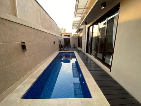 Balcony/Terrace, Swimming pool, Swimming pool
