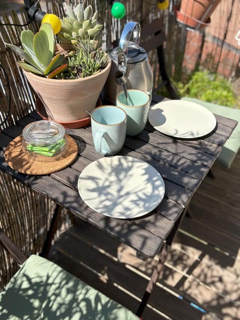 Patio, Dining area