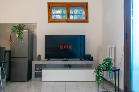 Communal lounge/ TV room, TV and multimedia, Evening entertainment