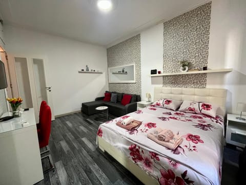 Living room, Bedroom