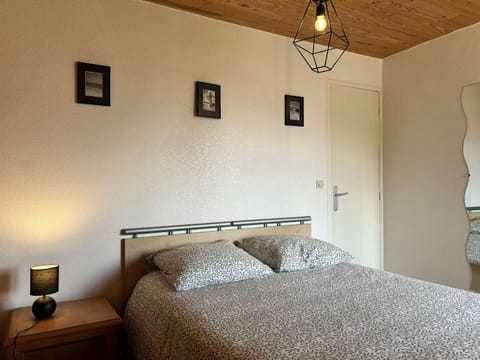 767 - Maison dans un lieu calme à 850m de la plage Villa in Brittany