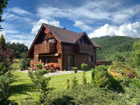 Property building, Natural landscape, Mountain view