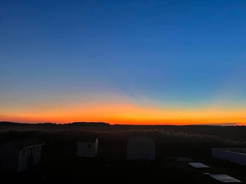 Beach House Close to DE Turf House in Slaughter Beach