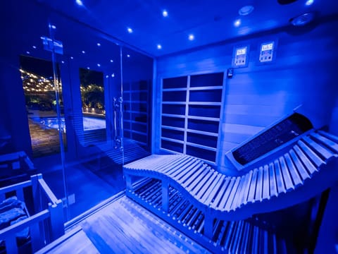 Luxury Home - Sauna Pool Spa Cart Beach House in Vilano Beach