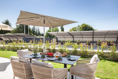 Patio, Garden, Garden view