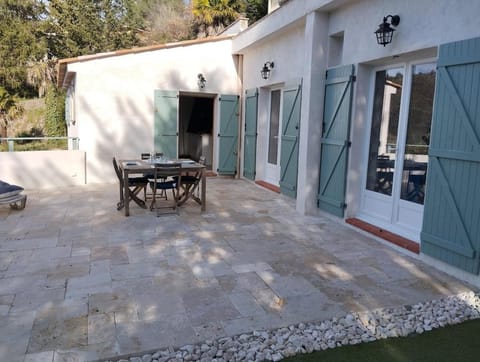 Property building, Patio