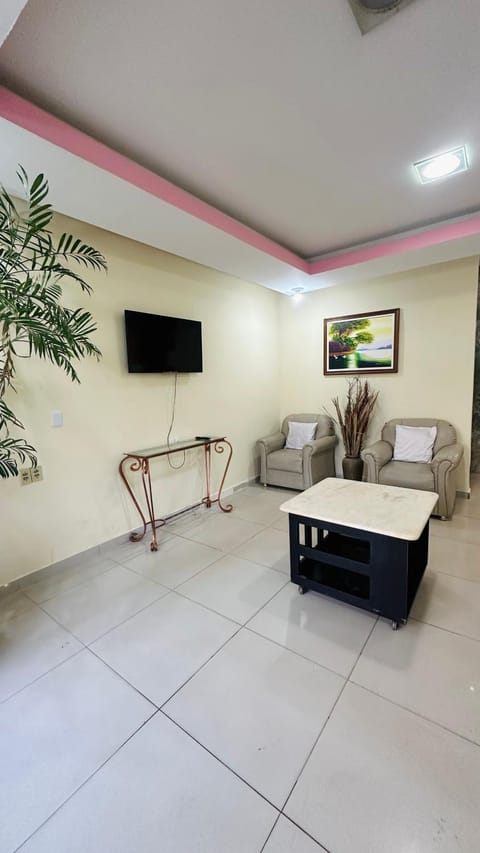 Communal lounge/ TV room, TV and multimedia, Living room, Seating area