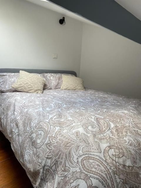 Charmant studio avec mezzanine à côté de la maison des examens Apartment in Île-de-France