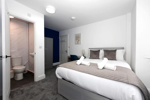 Blossom House En-suite Whole Apartment in Huntingdonshire District