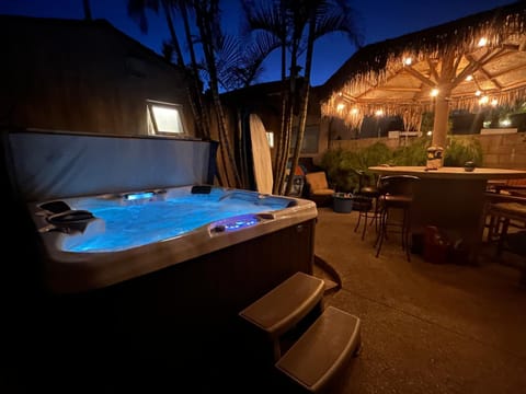 Hot Tub, Hot Tub