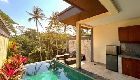 Property building, Balcony/Terrace, Swimming pool