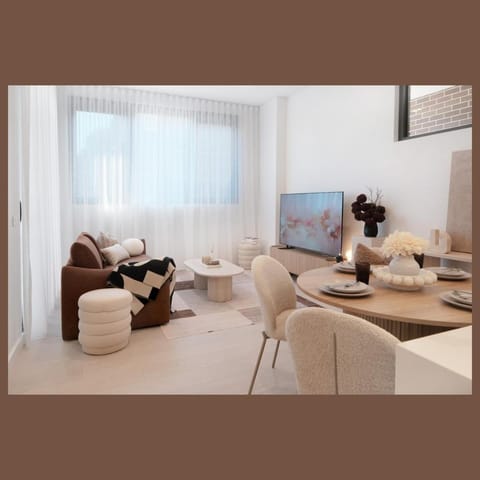 TV and multimedia, Living room, Dining area