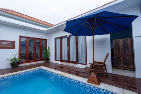 Adis Villa, Cozy Private Stay with Pool , near ubud & sanur Villa in Sukawati