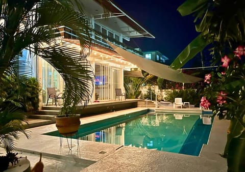 Property building, Patio, Night, Garden view, Pool view, Swimming pool, sunbed