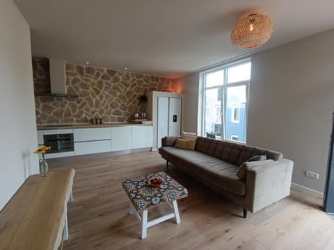 Mediterranean apartment with home theater Apartment in South Holland (province)