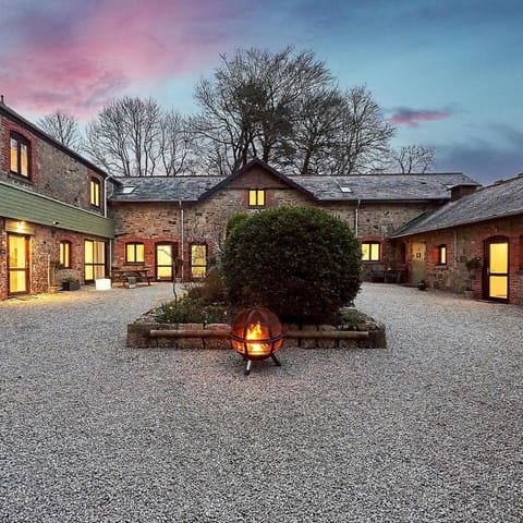 Inner courtyard view