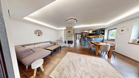 Communal lounge/ TV room, Living room, Seating area, Dining area, kitchen