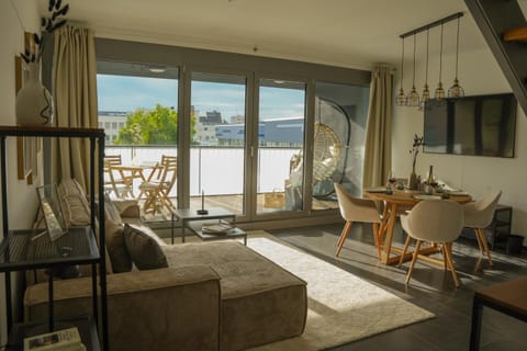 Balcony/Terrace, Living room, Dining area