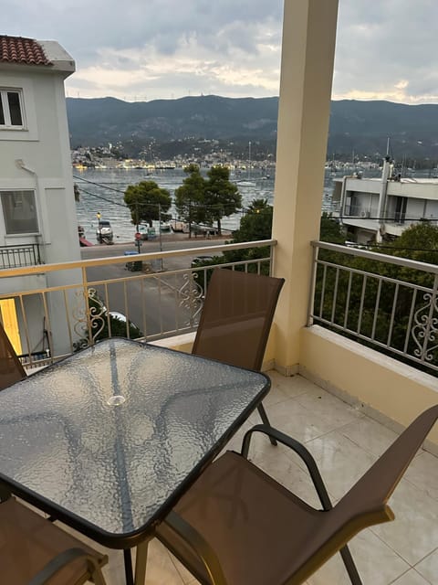 View (from property/room), Balcony/Terrace, Sea view