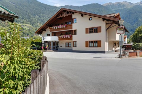 Living Apart Anita Apartment in Tyrol