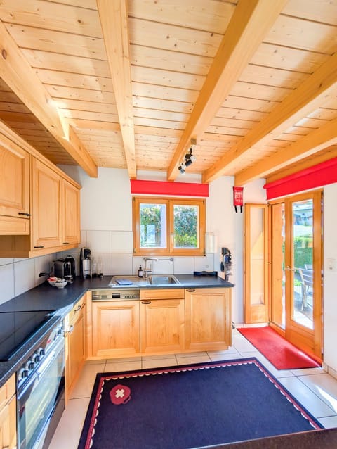 Kitchen or kitchenette, dishwasher, oven, stove