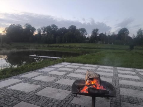Day, Natural landscape, BBQ facilities, Lake view, River view