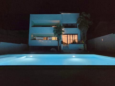 Night, Swimming pool