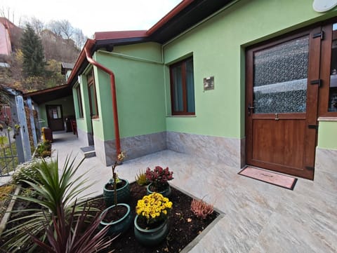 Property building, Balcony/Terrace
