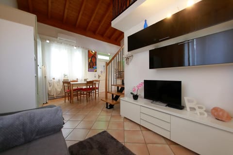 Apt 4 Borgo Lago di Garda Apartment in Province of Brescia