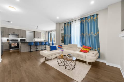 Kitchen or kitchenette, Living room, Seating area