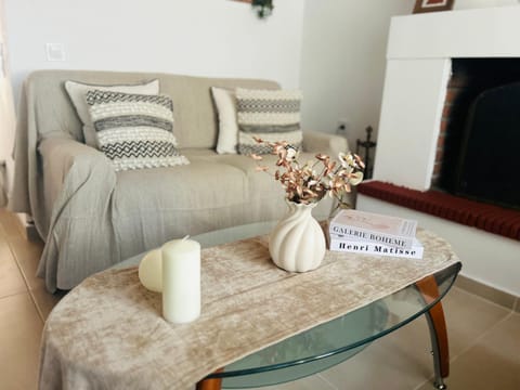 Oropos Cozy House House in East Attica Regional Unit, Greece