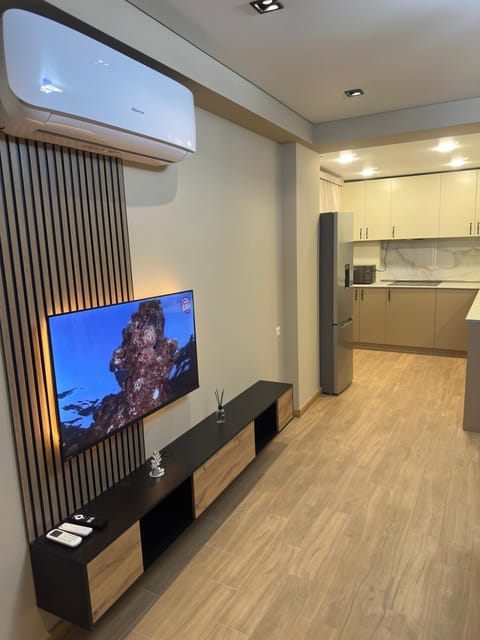 Communal lounge/ TV room, TV and multimedia, Evening entertainment