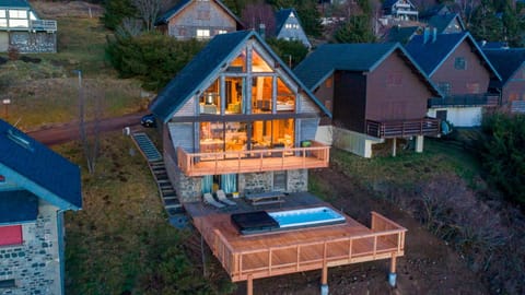 Chalet l'Anorak Super Besse Chalet in Besse-et-Saint-Anastaise