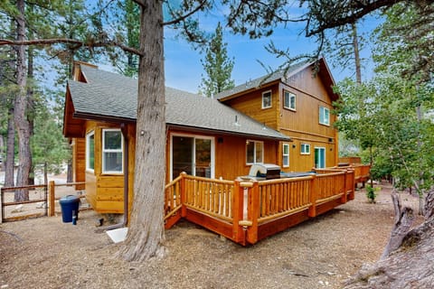 Property building, Day, BBQ facilities