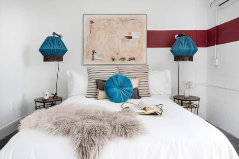 Winter, Summer, Bedroom