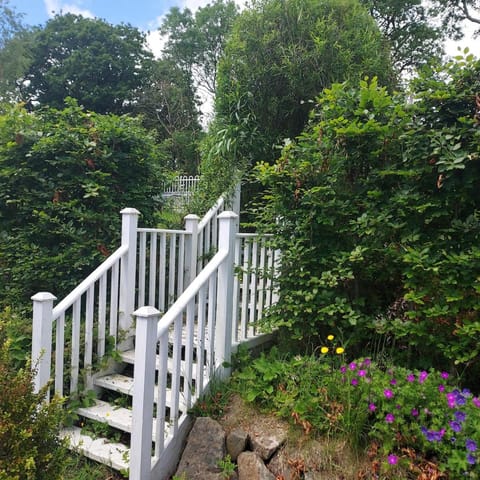 Apple Blossom Cottage Chalet in County Kilkenny