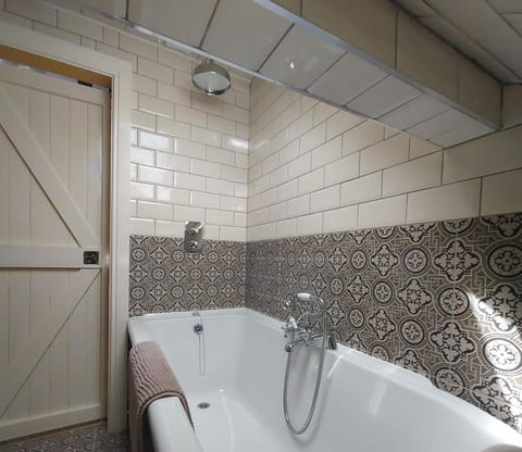 Apple Blossom Cottage Chalet in County Kilkenny