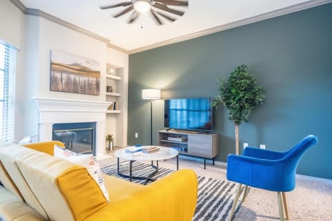 Boulevard Stays Peaceful 1BR King Suite Pool Parking Gym 02 Apartment in Wells Branch