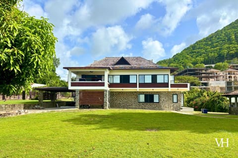 Property building, Natural landscape, Mountain view