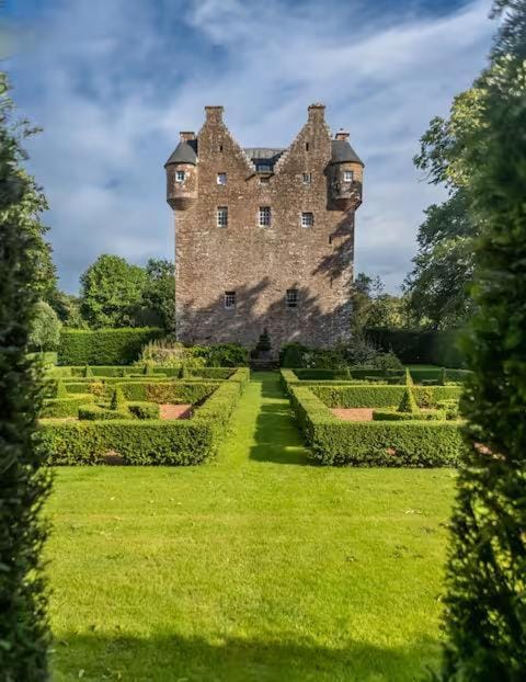 Garden, Garden view