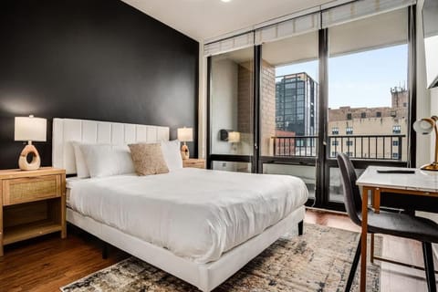 Boulevard Stays Walk Everywhere 5 mins to Magnificent Mile River North 01 Apartment in River North
