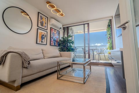 TV and multimedia, Balcony/Terrace, Living room, Sunset, air conditioner