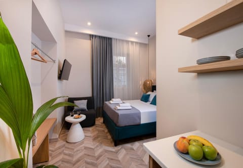 Bed, Photo of the whole room, Seating area